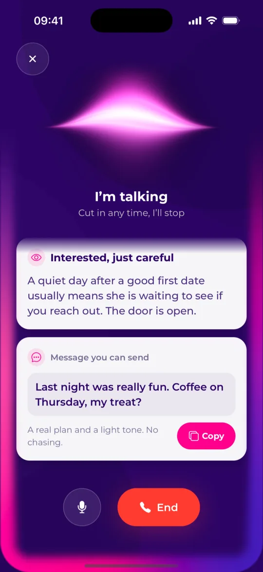 A live call with the DateViser AI dating counselor, with a message card on screen ready to copy and send